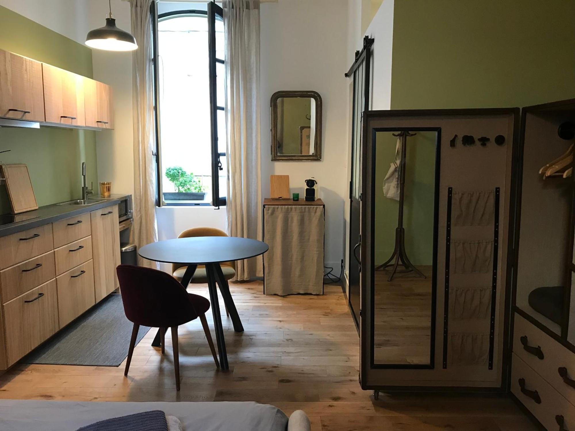 Studio De Charme A La Roquette Arles Eksteriør billede